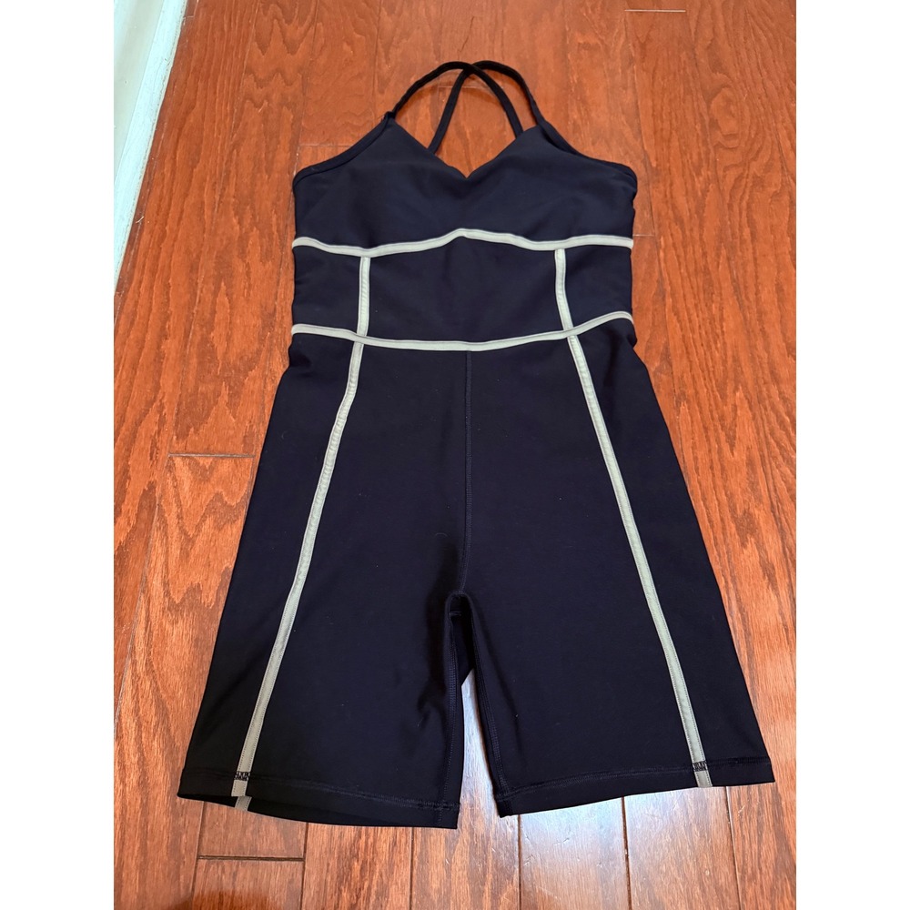 Abercrombie YPB sculptLUX Bodysuit Womens Medium Black Contrast Piping Romper